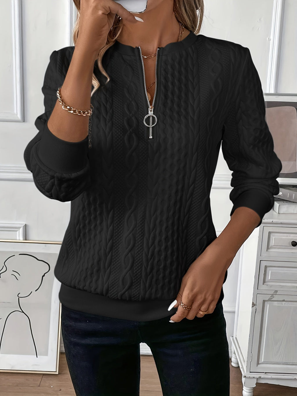 Amalie - Ladies' zip-up cable-knit jumper