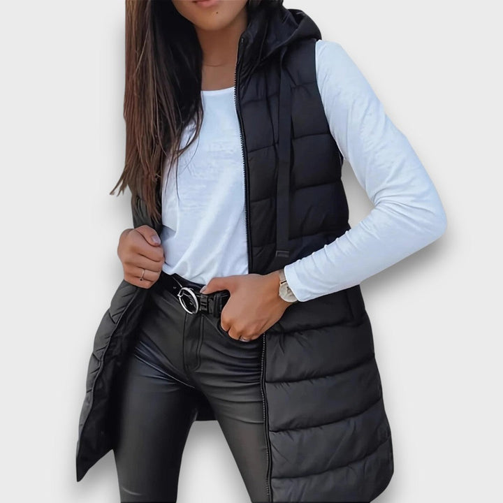 Kaira – Casual sleeveless hooded puffer vest