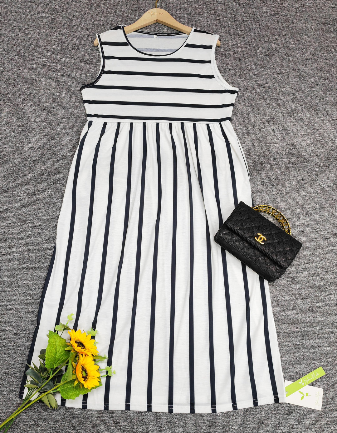 Linda | Women's Sleeveless A-Line Midi Dress